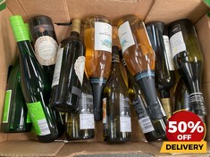 12 X BOTTLES OF ASSORTED WHITE WINE TO INCLUDE SILVANER SPATLESE 2020 MEDIUM SWEET WHITE WINE 75CL (18+ ONLY) (COLLECTION DAYS MONDAY 19TH - WEDNESDAY 21ST AUGUST)