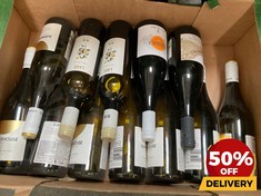 12 X BOTTLES OF ASSORTED WHITE WINE TO INCLUDE SUMMERHOUSE NEW ZEALAND 2022 SAUVIGNON BLANC DRY WHITE WINE 75CL (18+ ONLY) (COLLECTION DAYS MONDAY 19TH - WEDNESDAY 21ST AUGUST)