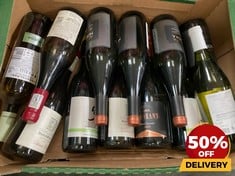 12 X BOTTLES OF ASSORTED WHITE WINE TO INCLUDE SELECT RESERVE ALMA MORA 2022 CHARDONNAY DRY WHITE WINE 75CL (18+ ONLY) (COLLECTION DAYS MONDAY 19TH - WEDNESDAY 21ST AUGUST)