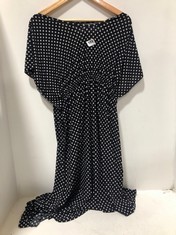 BLACKBERRY SHORT SLEEVE MAXI DRESS BLACK/WHITE POLKA DOT FREESIZE