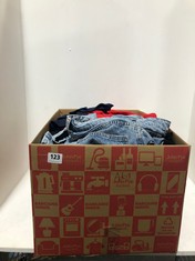 BOX OF ASSORTED ADULT CLOTHING TO INCLUDE DENIM CO. STONEWASH BLUE DENIM JEANS SIZE 12