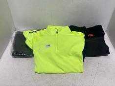 5 X ASSORTED BRANDED CLOTHING TO INCLUDE NIKE DRI-FIT 1/4 ZIP TOP NEON YELLOW SIZE M