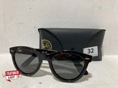 RAY BAN RB2241 WAYFARER WAY SUNGLASSES IN CASE RRP- £155