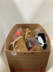 BOX OF ASSORTED ADULT FOOTWEAR TO INCLUDE UGG BOOTS TAN WITH SHERPA LINING SIZE 5.5