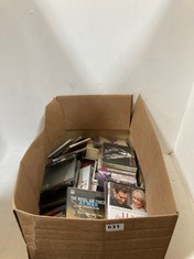 BOX OF ASSORTED CDS/DVDS TO INCLUDE CAMERON DIAZ THE HOLIDAY DVD