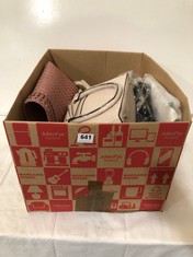 BOX OF ASSORTED ITEMS TO INCLUDE ENVY TOTE BAG BEIGE