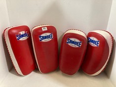 SANDEE THAILAND CURVED KICKPADS RED/WHITE TO INCLUDE SANDEE THAILAND KICKPADS RED/WHITE TOTAL RRP- £324.98