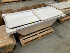 3 X ASSORTED BATHROOM ITEMS TO INCLUDE BEAUFORT PORTLAND BATH TUB 1800 X 800MM WHITE 42.0041A