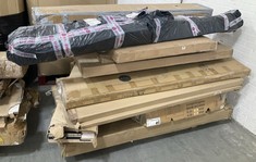 PALLET OF ASSORTED FURNITURE / PARTS TO INCLUDE ASPIRE CHESTERFIELD UPHOLSTERED SIDE LIFT OTTOMAN BED FRAME IN GREY (BOX 2/2, PART ONLY)