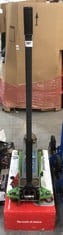 SEALEY 2.25 TONNE LOW ENTRY TROLLEY JACK WITH ROCKET LIFT TO INCLUDE MASTERPRO 3 TON TROLLEY JACK