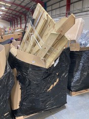 PALLET OF ASSORTED ITEMS TO INCLUDE FOLDABLE CLOTHES AIRER IN WHITE