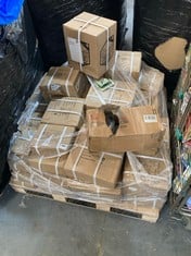 PALLET OF ASSORTED ITEMS TO INCLUDE ANCHOR SPORTS 2 X 5KG CEMENT WEIGHT PLATE