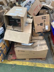 PALLET OF ASSORTED ITEMS TO INCLUDE TABLE TOP MICROWAVE OVEN IN WHITE