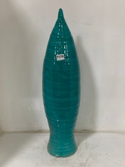 1 X STONE THE CROWS LARGE WALL STEM VASE - TEAL - SKU: 676966 - TOTAL RRP Â£90