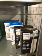 QUANTITY OF HEALTH & BEAUTY ITEMS TO INCLUDE PHILIPS SONICARE 4100 - PHILIPS SONICARE ELECTRIC TOOTHBRUSH FOR ADULTS WITH 1 X PHILIPS W2 OPTIMAL WHITE SONIC BRUSH HEAD IN WHITE, SLIM TRAVEL CASE AND