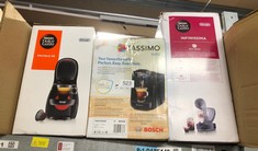 QUANTITY OF KITCHEN & APPLIANCES ITEMS TO INCLUDE TASSIMO BY BOSCH SUNY 'SPECIAL EDITION' TAS3102GB COFFEE MACHINE,1300 WATT, 0.8 LITRE - BLACK: LOCATION - C