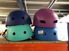 QUANTITY OF ITEMS TO INCLUDE HUIZHOU LANOVA OUTDOOR PURPLE KIDS BICYCLE HELMET SIZE 55-50 CM: LOCATION - F