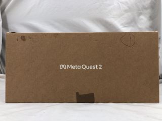 META QUEST 2 128GB VR HEADSET: MODEL NO KW49CM: LOCATION - TECH & GAMING