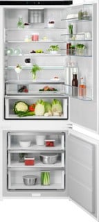 AEG 8000 SERIES INTEGRATED FRIDGE FREEZER : MODEL NSC8M181DS - RRP £1376: LOCATION - C8