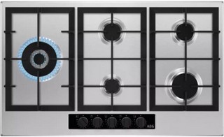 AEG 90CM FIVE BURNER GAS HOB: MODEL HGB95522YM - RRP £529: LOCATION - C8