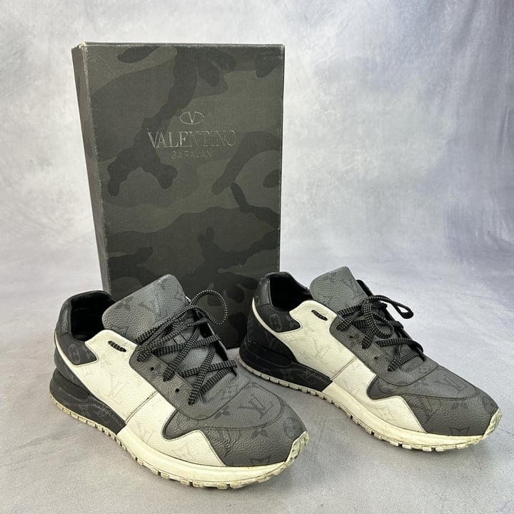 Louis Vuitton Run Away Sneakers With Box (WRONG BOX/LID AND DUST BAGS) - Size 8 (VAT ONLY PAYABLE ON BUYERS PREMIUM)