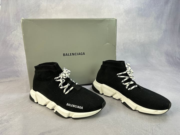 Balenciaga Speed Lace Sneakers With Box - Size UK6 (VAT ONLY PAYABLE ON BUYERS PREMIUM)