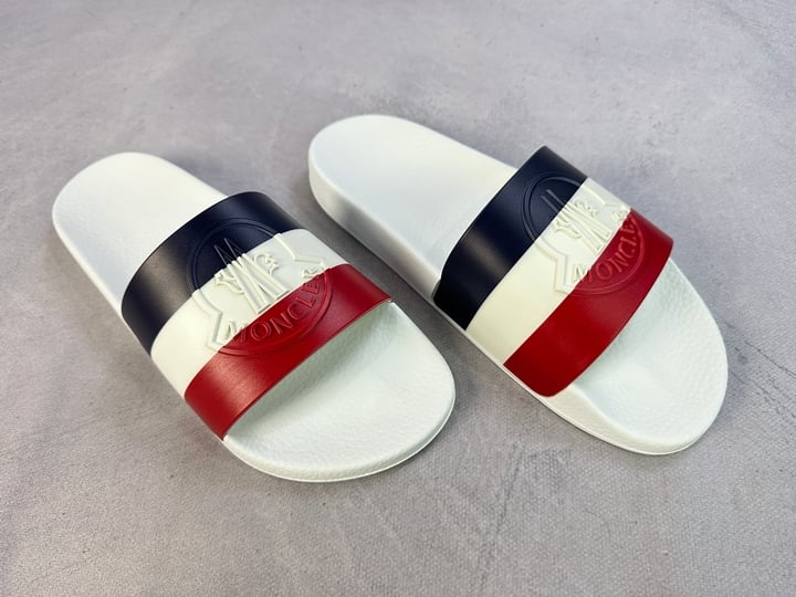 Moncler Basile Logo-Embossed Striped Rubber Slides - Size UK 41 (VAT ONLY PAYABLE ON BUYERS PREMIUM)