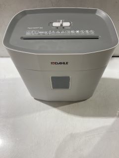 2 X MY DAHLE OIL FREE PAPERSAFE 100