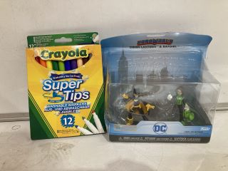 BOX OF ASSORTED ITEMS INC HEROWORLD GREEN LANTERN AND BATGIRL VINYL COLLECTIBLES