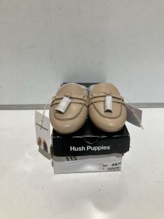 HUSH PUPPIES WOMEN SHOE SIZE 4