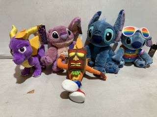 QTY OF ASSORTED ITEMS TO INCLUDE DISNEY STITCH TEDDY