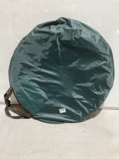 HILLINGTON PORTABLE PRIVACY TENT IN EMERALD GREEN