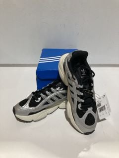 ADIDAS BIG KIDS MILLEN SHOES UK 5