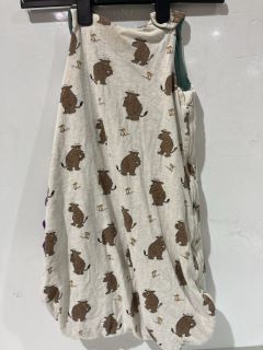 QTY OF ASSORTED CHILDREN'S CLOTHES TO INCLUDE GRUFFALO PLAYSUIT 6-12 MONTHS