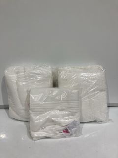 A QTY OF THE WHITE COMPANY ITEMS TO INCLUDE ULTRA SOFT BATH SHEET WHITE TOTAL RRP £98