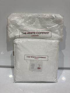 A QTY OF THE WHITE COMPANY ITEMS TO INCLUDE SUPER SOFT FAUX FUR CUSHION COVER ALABASTER LARGE SQUARE TOTAL RRP £285