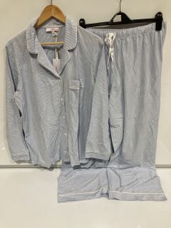 A QTY OF THE WHITE COMPANY ITEMS TO INCLUDE ORGANIC COTTON BRUSHED FINE STRIPE PJ SET XL BLUE STRIPE TOTAL RRP £269