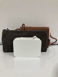 A QTY OF THE WHITE COMPANY ITEMS TO INCLUDE BRAIDED LEATHER CROSS BODY BAG ONE SIZE TAN TOTAL RRP £632