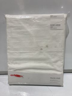 A QTY OF THE WHITE COMPANY ITEMS TO INCLUDE BAMPTON DUVET COVER SET WHITE KING TOTAL RRP £190