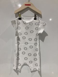 A QTY OF THE WHITE COMPANY ITEMS TO INCLUDE SHARK PYJAMA 7-8YR BLUE TOTAL RRP £178