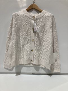 A QTY OF THE WHITE COMPANY ITEMS TO INCLUDE CABLE CREW NECK CARDIGAN WITH ALPACA XL WINTER WHITE TOTAL RRP £308