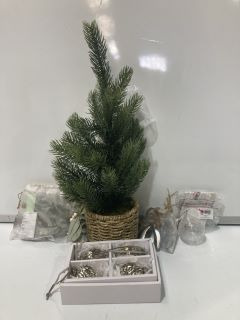 A QTY OF THE WHITE COMPANY ITEMS TO INCLUDE A 1.5FT TREE IN A BASKET GREEN TOTAL RRP £82