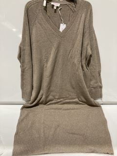 A QTY OF THE WHITE COMPANY ITEMS TO INCLUDE A RECYCLED FLEECE ROMPER - 9-12M - GREY - TOTAL RRP £241