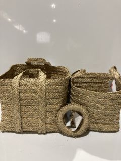 A QTY OF THE WHITE COMPANY ITEMS TO INCLUDE A MEDIUM SQUARE STORAGE BASKET TOTAL RRP £148