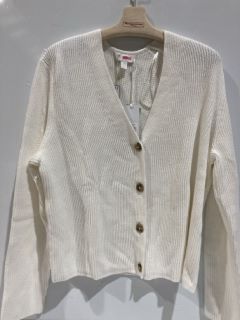 A QTY OF THE WHITE COMPANY ITEMS TO INCLUDE A COTTON RICH RIBBED CARDIGAN TOTAL RRP £425