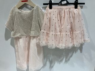 A QTY OF THE WHITE COMPANY ITEMS TO INCLUDE A SEQUIN DOT TUTU - PINK - 3-4Y - TOTAL RRP £188