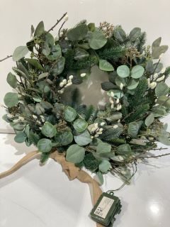 QTY OF THE WHITE COMPANY ITEMS TO INCLUDE FORAGED WINTER PRE-LIT WREATH 60CM TOTAL RRP £195