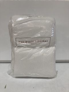 QTY OF THE WHITE COMPANY ITEMS TO INCLUDE LUCA CUSHION COVER WHITE MEDIUM SQUARE TOTAL RRP £295