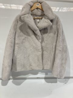 QTY OF THE WHITE COMPANY ITEMS TO INCLUDE FAUX FUR COAT LARGE SILVER TOTAL RRP £299