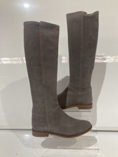 1 X THE WHITE COMPANY ITEMS SUEDE HIGH LEG STRETCH BOOTS 37 DARK GREY TOTAL RRP £169